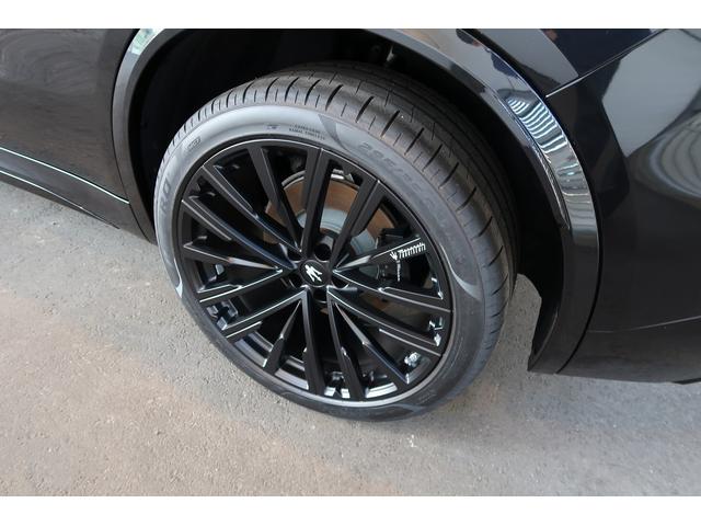 グレカーレ Ｎｅｒｏ　Ｉｎｆｉｎｉｔｏ　国内限定２０台　パワーシート　革シート　　スマートキー　パノラマガラスサンルーフ　地デジＴＶ　電動格納ミラー　ＡＣＣ　ＬＫＡ（22枚目）