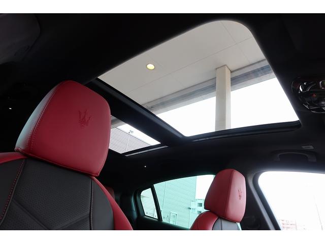 グレカーレ Ｎｅｒｏ　Ｉｎｆｉｎｉｔｏ　国内限定２０台　パワーシート　革シート　　スマートキー　パノラマガラスサンルーフ　地デジＴＶ　電動格納ミラー　ＡＣＣ　ＬＫＡ（35枚目）