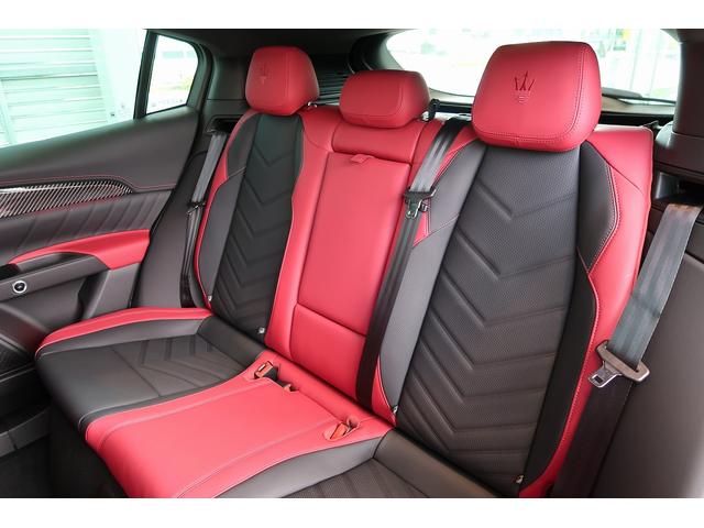 グレカーレ Ｎｅｒｏ　Ｉｎｆｉｎｉｔｏ　国内限定２０台　パワーシート　革シート　　スマートキー　パノラマガラスサンルーフ　地デジＴＶ　電動格納ミラー　ＡＣＣ　ＬＫＡ（44枚目）