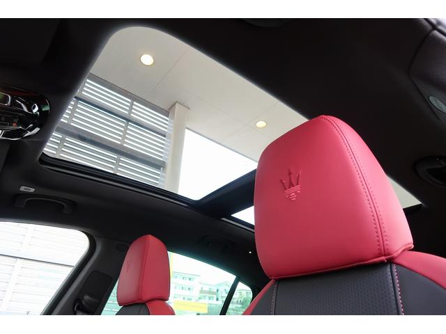 グレカーレ Ｎｅｒｏ　Ｉｎｆｉｎｉｔｏ　国内限定２０台　パワーシート　革シート　　スマートキー　パノラマガラスサンルーフ　地デジＴＶ　電動格納ミラー　ＡＣＣ　ＬＫＡ（48枚目）