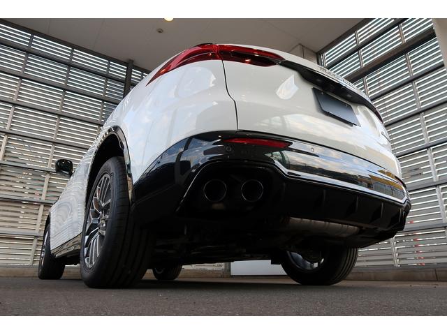 グレカーレ Ｍｏｄｅｎａ　パノラマサンルーフ　エアサスペンション　セキュリティーアラーム　衝突軽減ブレーキ（14枚目）