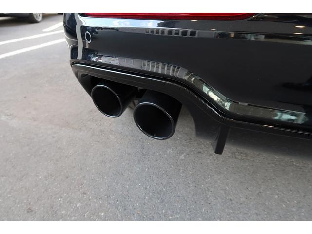 グレカーレ Ｍｏｄｅｎａ　パノラマサンルーフ　エアサスペンション　セキュリティーアラーム　衝突軽減ブレーキ（17枚目）