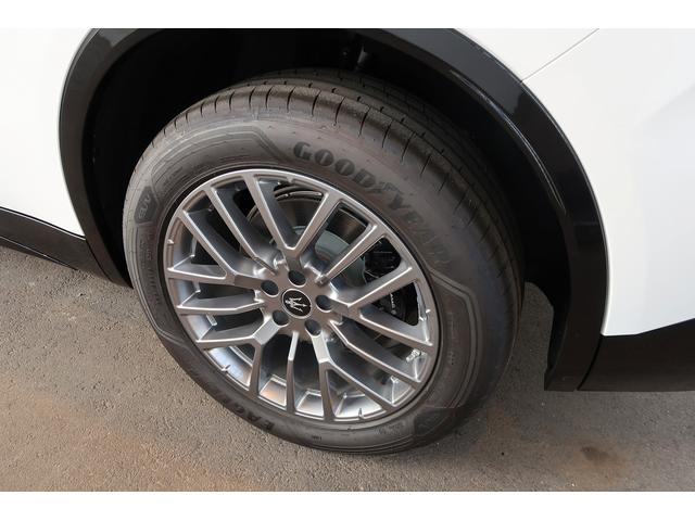 グレカーレ Ｍｏｄｅｎａ　パノラマサンルーフ　エアサスペンション　セキュリティーアラーム　衝突軽減ブレーキ（21枚目）