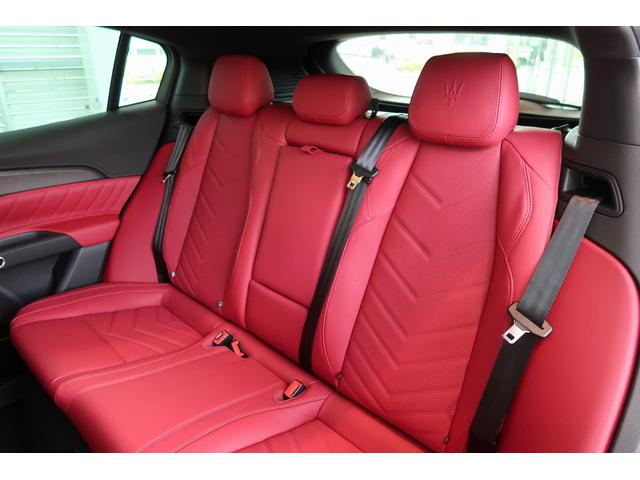 グレカーレ Ｍｏｄｅｎａ　パノラマサンルーフ　エアサスペンション　セキュリティーアラーム　衝突軽減ブレーキ（43枚目）