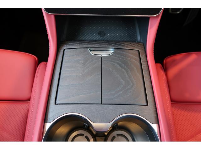 グレカーレ Ｍｏｄｅｎａ　パノラマサンルーフ　エアサスペンション　セキュリティーアラーム　衝突軽減ブレーキ（62枚目）