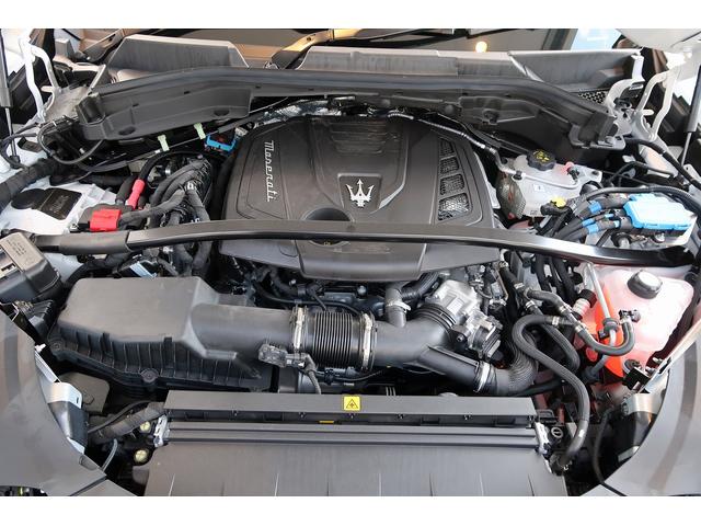 グレカーレ Ｍｏｄｅｎａ　パノラマサンルーフ　エアサスペンション　セキュリティーアラーム　衝突軽減ブレーキ（63枚目）