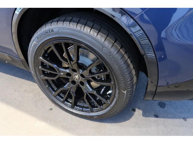 グレカーレ モデナ パノラマサンルーフ セキュリティーアラーム 衝突軽減ブレーキ ブレーキキャリパーブラック テックアシストパッケージ 20インチエテレ鍛造(グロスブラック) スタッガードホイール(20枚目)