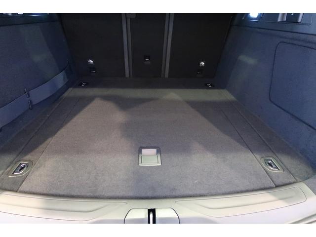 グレカーレ モデナ パノラマサンルーフ セキュリティーアラーム 衝突軽減ブレーキ ブレーキキャリパーブラック テックアシストパッケージ 20インチエテレ鍛造(グロスブラック) スタッガードホイール(23枚目)