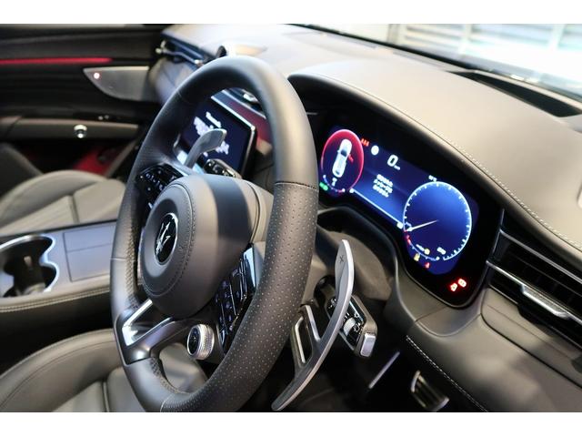 グレカーレ モデナ パノラマサンルーフ セキュリティーアラーム 衝突軽減ブレーキ ブレーキキャリパーブラック テックアシストパッケージ 20インチエテレ鍛造(グロスブラック) スタッガードホイール(29枚目)