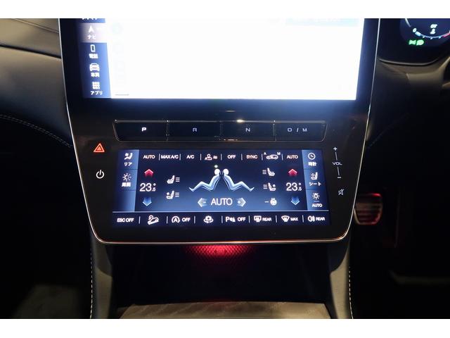 グレカーレ モデナ パノラマサンルーフ セキュリティーアラーム 衝突軽減ブレーキ ブレーキキャリパーブラック テックアシストパッケージ 20インチエテレ鍛造(グロスブラック) スタッガードホイール(50枚目)