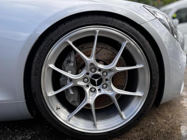 GT 4.0 AMGダイナミックPKG Digi-Tec ECUチューン  TWSフォージドホイール  ブルメスター  キーレスゴー  禁煙 社外サス ライドコントロールスポーツサス ナッパレザーパフォーマンスシート(6枚目)