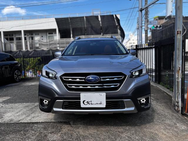 レガシィアウトバック リミテッドEX 4WD 1オーナー ブラウン&ブラックコンビレザー サンルーフ ブルメスターサラウンドシステム DVD視聴 禁煙車 タイヤ新品 TV/ナビキャンセラー(2枚目)