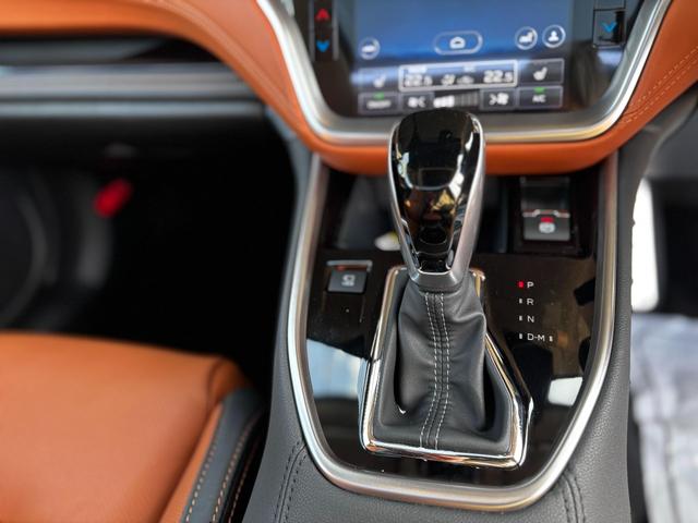 レガシィアウトバック リミテッドEX 4WD 1オーナー ブラウン&ブラックコンビレザー サンルーフ ブルメスターサラウンドシステム DVD視聴 禁煙車 タイヤ新品 TV/ナビキャンセラー(14枚目)