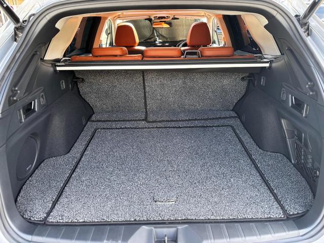 レガシィアウトバック リミテッドEX 4WD 1オーナー ブラウン&ブラックコンビレザー サンルーフ ブルメスターサラウンドシステム DVD視聴 禁煙車 タイヤ新品 TV/ナビキャンセラー(18枚目)