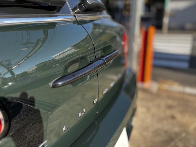 MINI ジョンクーパーワークス クラブマン 4WD 禁煙車 ブラックエクステリア 前後ドラレコ シートヒーター ルーフブラックラッピング 19AW(12枚目)