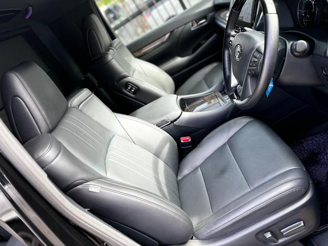 アルファードハイブリッド エグゼクティブラウンジS E-Four 4WD スペーシャスラウンジ 100台限定車 オリジナルパーテーション(昇降モニター) WSR 1オーナー(16枚目)