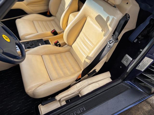 355F1 スパイダー タイミングベルト&ウォーターポンプ交換済 左ハンドル(17枚目)