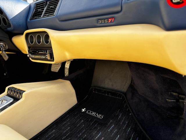 355F1 スパイダー タイミングベルト&ウォーターポンプ交換済 左ハンドル(29枚目)