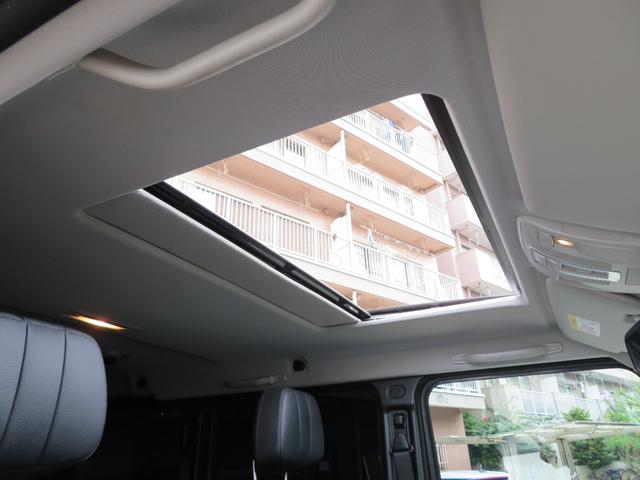 Ｇクラス Ｇ３５０ｄ　Ｇ３５０ｄラグジュアリーＰＫＧ　サンルーフ　黒革　全席シートヒーター　純正ＨＤＤナビ　地デジ　ｈａｒｍａｎ／ｋａｒｄｏｎサウンド　Ｂカメラ　サイドカメラ　純正１８ＡＷブラック塗装（12枚目）
