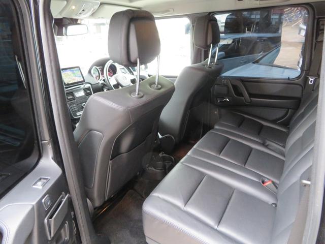 Ｇクラス Ｇ３５０ｄ　Ｇ３５０ｄラグジュアリーＰＫＧ　サンルーフ　黒革　全席シートヒーター　純正ＨＤＤナビ　地デジ　ｈａｒｍａｎ／ｋａｒｄｏｎサウンド　Ｂカメラ　サイドカメラ　純正１８ＡＷブラック塗装（14枚目）