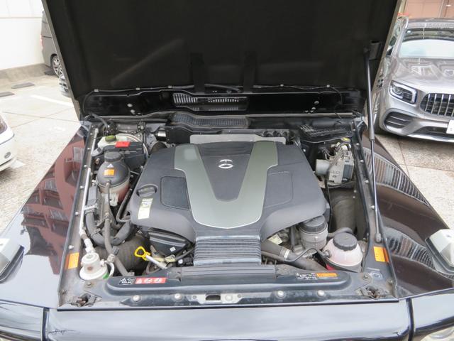 Ｇクラス Ｇ３５０ｄ　Ｇ３５０ｄラグジュアリーＰＫＧ　サンルーフ　黒革　全席シートヒーター　純正ＨＤＤナビ　地デジ　ｈａｒｍａｎ／ｋａｒｄｏｎサウンド　Ｂカメラ　サイドカメラ　純正１８ＡＷブラック塗装（17枚目）