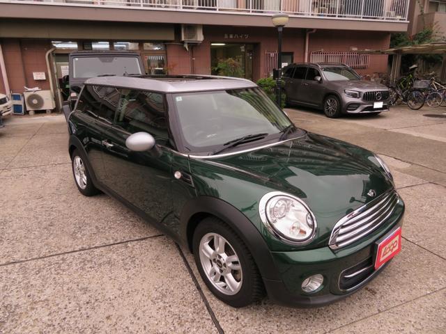 ＭＩＮＩ クーパー　クラブマン　ダブルサンルーフ　車検たっぷり　ＥＴＣ　アルミホイール　プッシュスタート　エアコン　パワステ　ポータブルナビ・ＴＶ（6枚目）