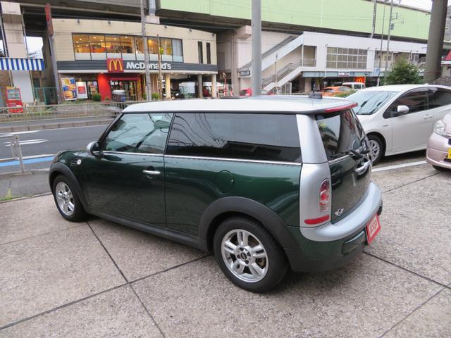 ＭＩＮＩ クーパー　クラブマン　ダブルサンルーフ　車検たっぷり　ＥＴＣ　アルミホイール　プッシュスタート　エアコン　パワステ　ポータブルナビ・ＴＶ（9枚目）