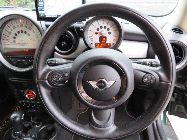 ＭＩＮＩ クーパー　クラブマン　ダブルサンルーフ　車検たっぷり　ＥＴＣ　アルミホイール　プッシュスタート　エアコン　パワステ　ポータブルナビ・ＴＶ（15枚目）