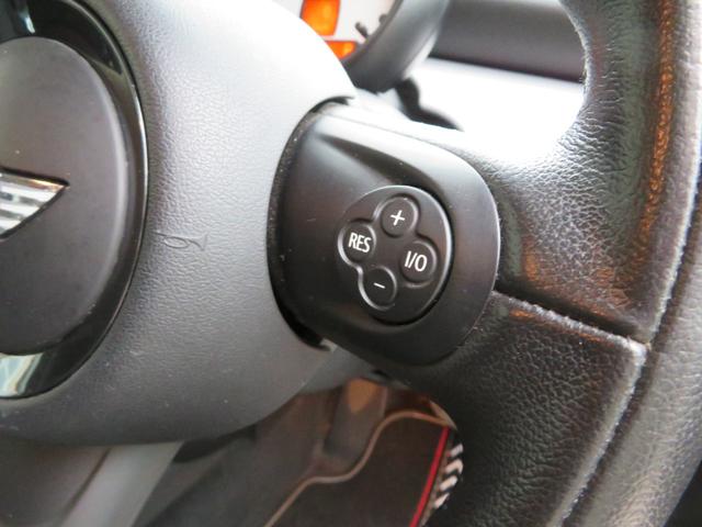ＭＩＮＩ クーパー　クラブマン　ダブルサンルーフ　車検たっぷり　ＥＴＣ　アルミホイール　プッシュスタート　エアコン　パワステ　ポータブルナビ・ＴＶ（23枚目）