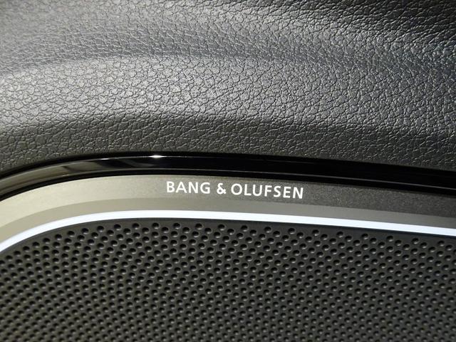 ベースグレード　セーフティパッケージ　Ｂａｎｇ＆Ｏｌｕｆｓｅｎサウンドシステム　アウディデザインセレクションエクスプレスレッド　カラードブレーキキャリパー　レッド　マトリクスＬＥＤヘッドライト　認定中古車(29枚目)