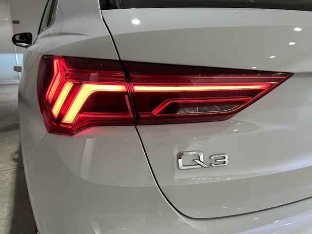 Ｑ３ ３５ＴＦＳＩ　Ｓライン　元デモカー　コンビニエンス＆アシスタンスＰＫＧ　プラスＰＫＧ　アシスタンスＰＫＧ　パーシャルレザー　ＴＶチューナー　スマートフォンインターフェース　２０スポークＶデザイン１９インチアルミ　認定中古車（64枚目）