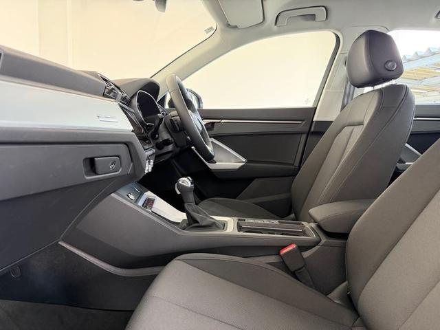 AUDI Q3 35 TFSI ADVANCED