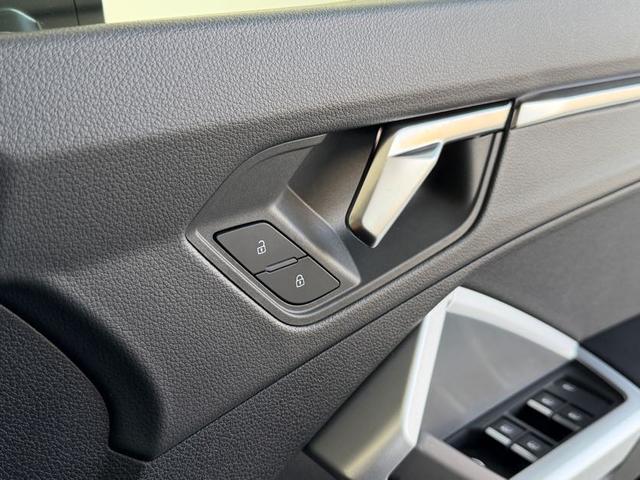 AUDI Q3 35 TFSI ADVANCED