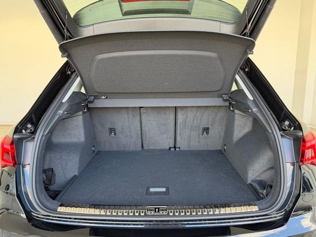 AUDI Q3 35 TFSI ADVANCED