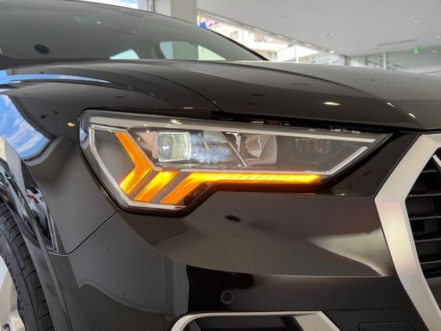 AUDI Q3 35 TFSI ADVANCED