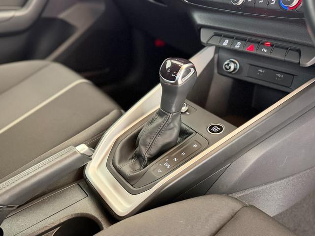 AUDI A1 SPORTBACK 25 TFSI ADVANCED