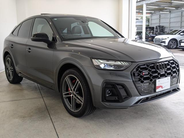 ＳＱ５スポーツバック ベースグレード　アダプティブＳスポーツエアサスペンション　ファインナッパレザー　ダイヤモンドステッチ　レザーパッケージ　プライバシーガラス　ブラックスタイリングパッケージ　認定中古車（7枚目）