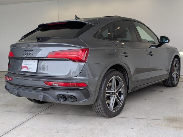 ＳＱ５スポーツバック ベースグレード　アダプティブＳスポーツエアサスペンション　ファインナッパレザー　ダイヤモンドステッチ　レザーパッケージ　プライバシーガラス　ブラックスタイリングパッケージ　認定中古車（9枚目）