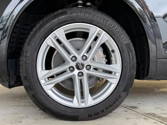 Q5 40TDIクワトロ Sライン S lineplusパッケージ コンフォートパッケージ TVチューナー ステアリングヒーター アーティフィシャルインテリアレザー 認定中古車(16枚目)