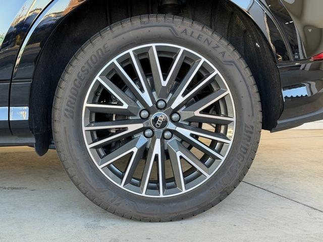 �󔪍��������ɓX�܂��������܂��B�d�Ԃł��Ԃł������꒸���܂��B���O�Ƀ��[���������͂��d�b�����܂��ƁA���X���[�Y�ɂ��ē��\�ł������܂��B