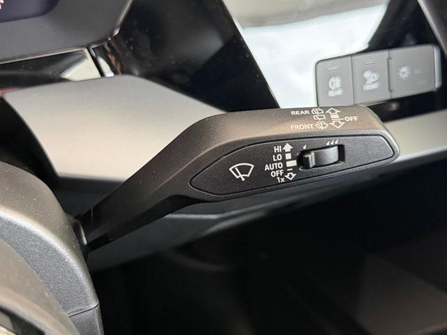 Ａ３ スポーツバック３０ＴＦＳＩアドバンスド　デモアップ　コンビニエンス＆アシスタンスパッケージライト　ナビゲーションパッケージ　３ゾーンオートマチックエアコン　ＭＭＩナビ　アシスタンスパッケージ　認定中古車（43枚目）