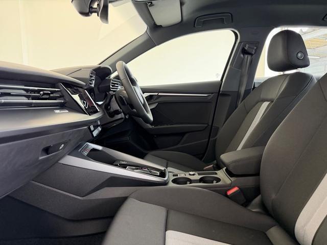 �w�`���������n�������������ɂ��肪�Ƃ��������܂��B�O���[�v����茵�I���ꂽ�L�x�ȍ݌ɂ̒����炨�q�l�ɍ������P��𕾎ЃX�^�b�t�����ē������Ē����܂��B�x