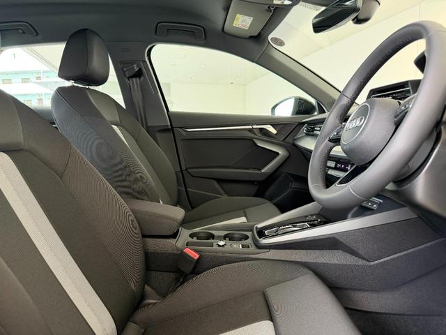 �F�蒆�Îԕۏ؂��P�N�t���Ă���܂��B�������\�ł��B�ڂ����͕��Ђ`�������A�v���[�u�h���n�X�ւ��⍇���������B