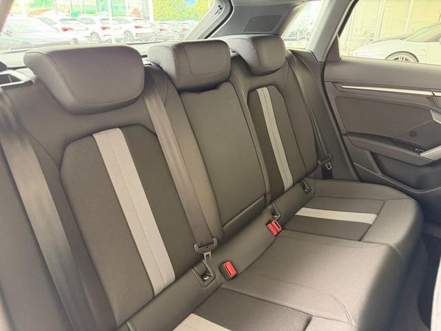 ���K�A���Ԏ戵���Ԏ�Ƃ��܂��āA�A�E�f�B�A�����Z�f�X�x���c�A�W�[�v�A���m�[�������Ă���܂��B