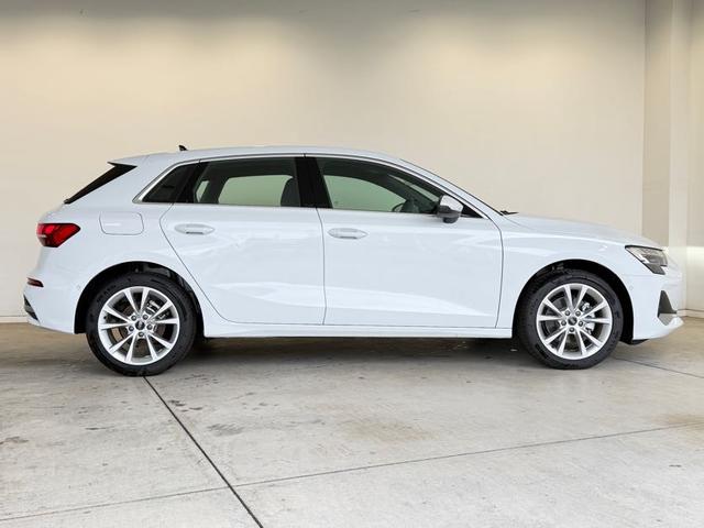 A3 スポーツバック30TFSIアドバンスド デモアップ コンビニエンス&アシスタンスパッケージライト ナビゲーションパッケージ 3ゾーンオートマチックエアコン MMIナビ アシスタンスパッケージ 認定中古車(7枚目)