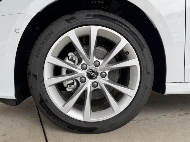 A3 スポーツバック30TFSIアドバンスド デモアップ コンビニエンス&アシスタンスパッケージライト ナビゲーションパッケージ 3ゾーンオートマチックエアコン MMIナビ アシスタンスパッケージ 認定中古車(15枚目)