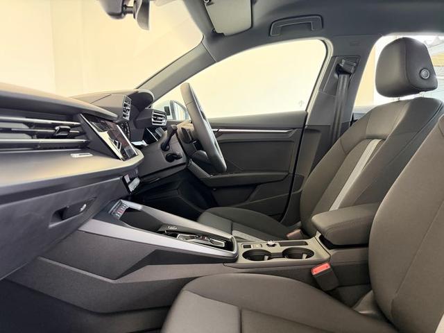 A3 スポーツバック30TFSIアドバンスド デモアップ コンビニエンス&アシスタンスパッケージライト ナビゲーションパッケージ 3ゾーンオートマチックエアコン MMIナビ アシスタンスパッケージ 認定中古車(20枚目)