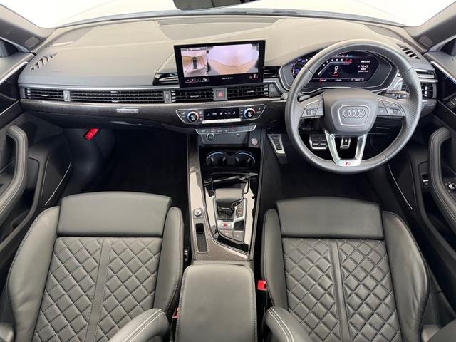 S4アバント ベースグレード ワンオーナー パノラマサンルーフ リヤスポデファレンシャル Bang&Olufsenサウンドシステム ダイナミックステアリング TVチューナー コンフォートパッケージ プライバシーガラス 認定中古車(3枚目)