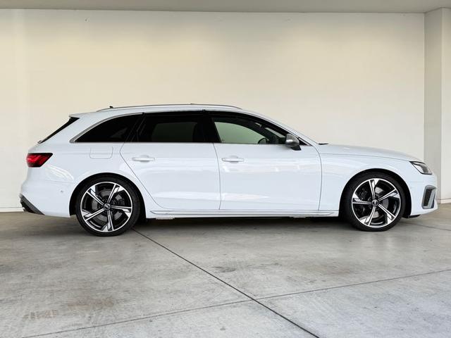 S4アバント ベースグレード ワンオーナー パノラマサンルーフ リヤスポデファレンシャル Bang&Olufsenサウンドシステム ダイナミックステアリング TVチューナー コンフォートパッケージ プライバシーガラス 認定中古車(8枚目)