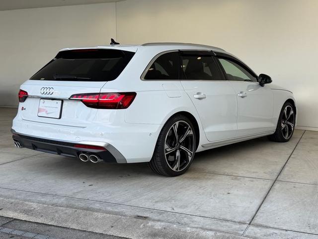 S4アバント ベースグレード ワンオーナー パノラマサンルーフ リヤスポデファレンシャル Bang&Olufsenサウンドシステム ダイナミックステアリング TVチューナー コンフォートパッケージ プライバシーガラス 認定中古車(9枚目)